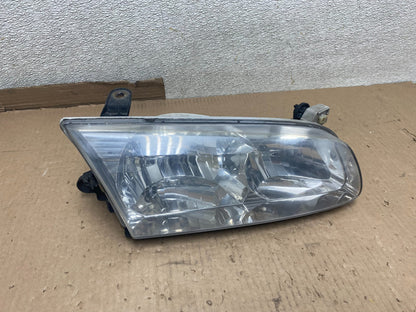 2000 to 2001 Toyota Camry Sedan Right Headlight Clear Lens U8656 DW0