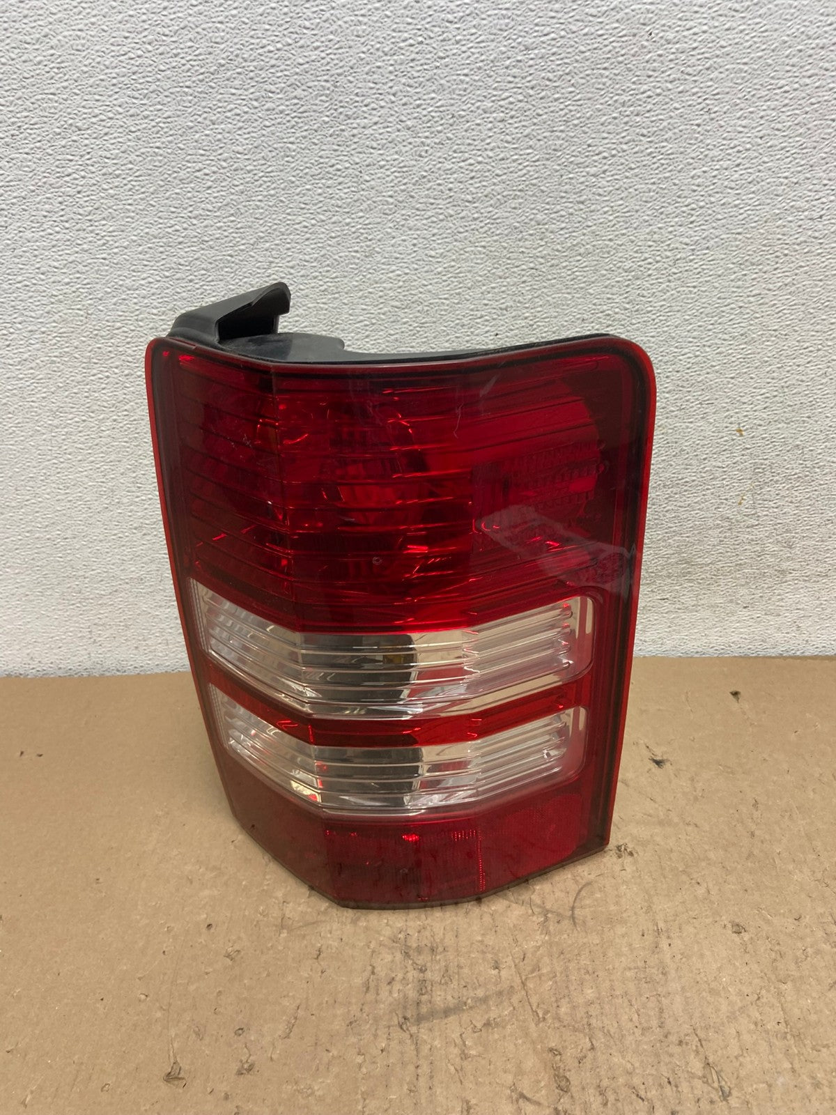 2008 to 2012 Jeep Liberty Right Passenger RH Side Tail Light AF4295 LK0