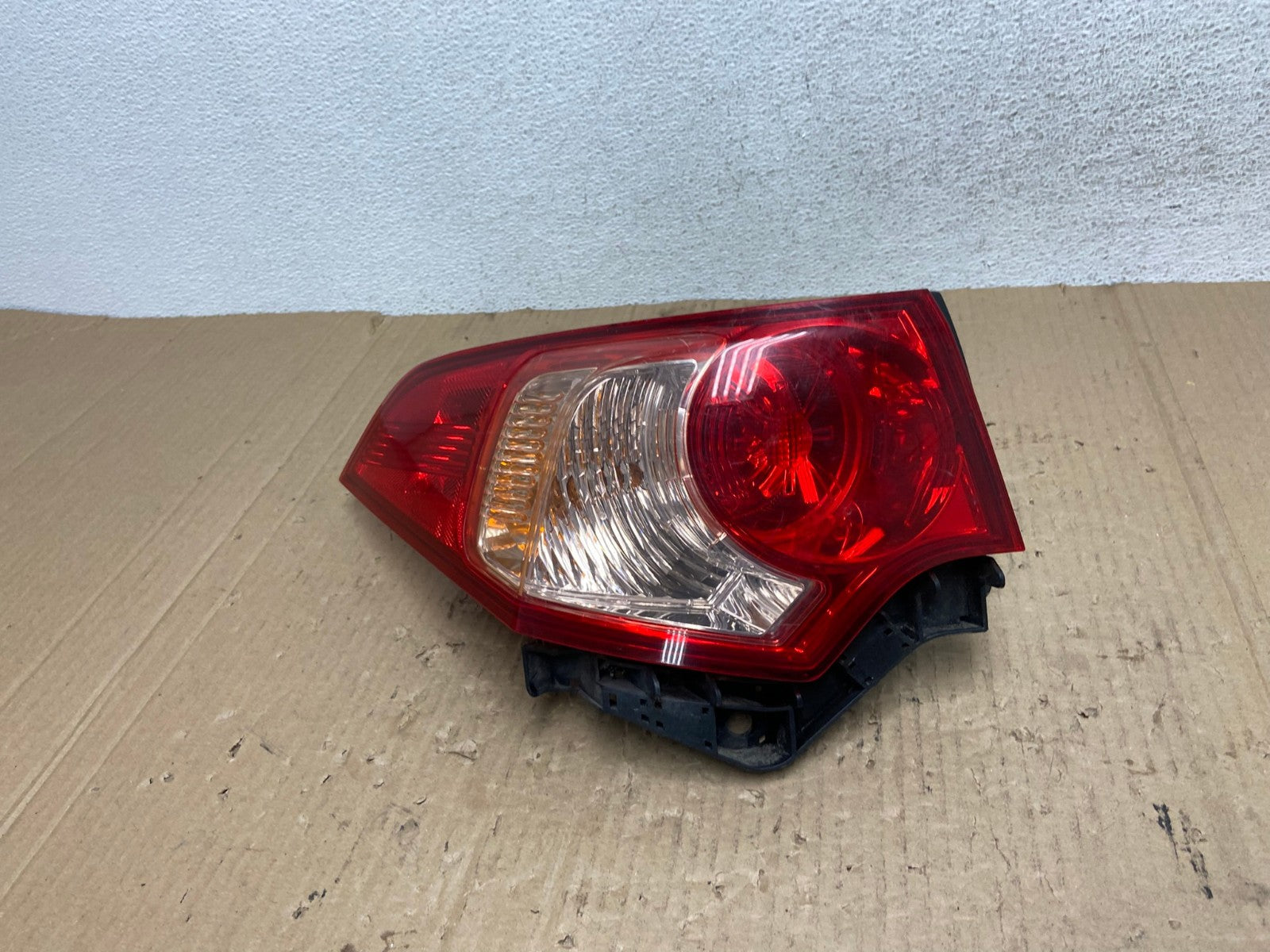 2009 to 2010 Acura Tsx Sedan Left Driver Lh Side Tail Light AE9052 LK0