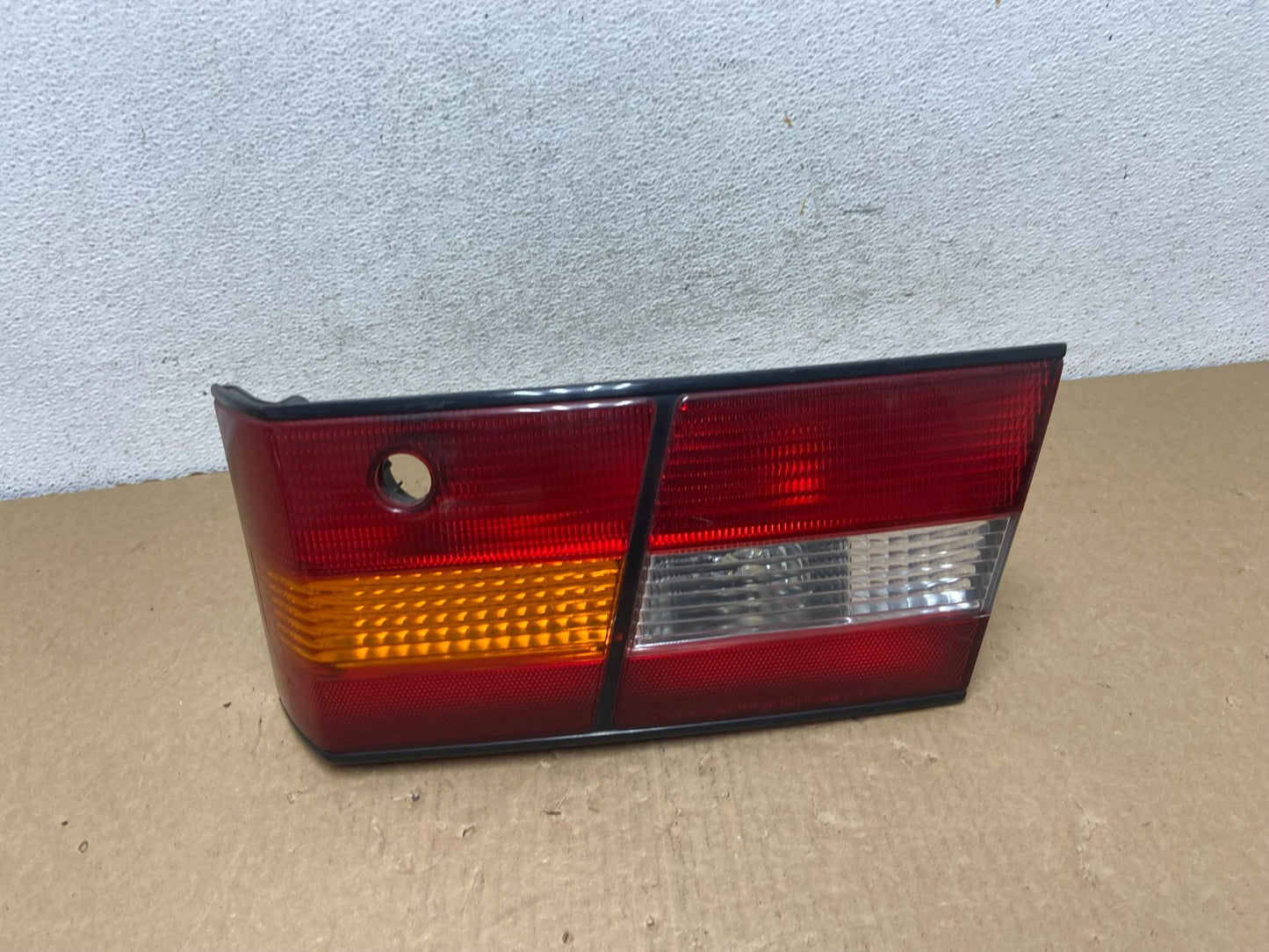 1997 1998 1999 Lexus ES300 Right Passenger Side Tail Light Inner AF7364 DW0
