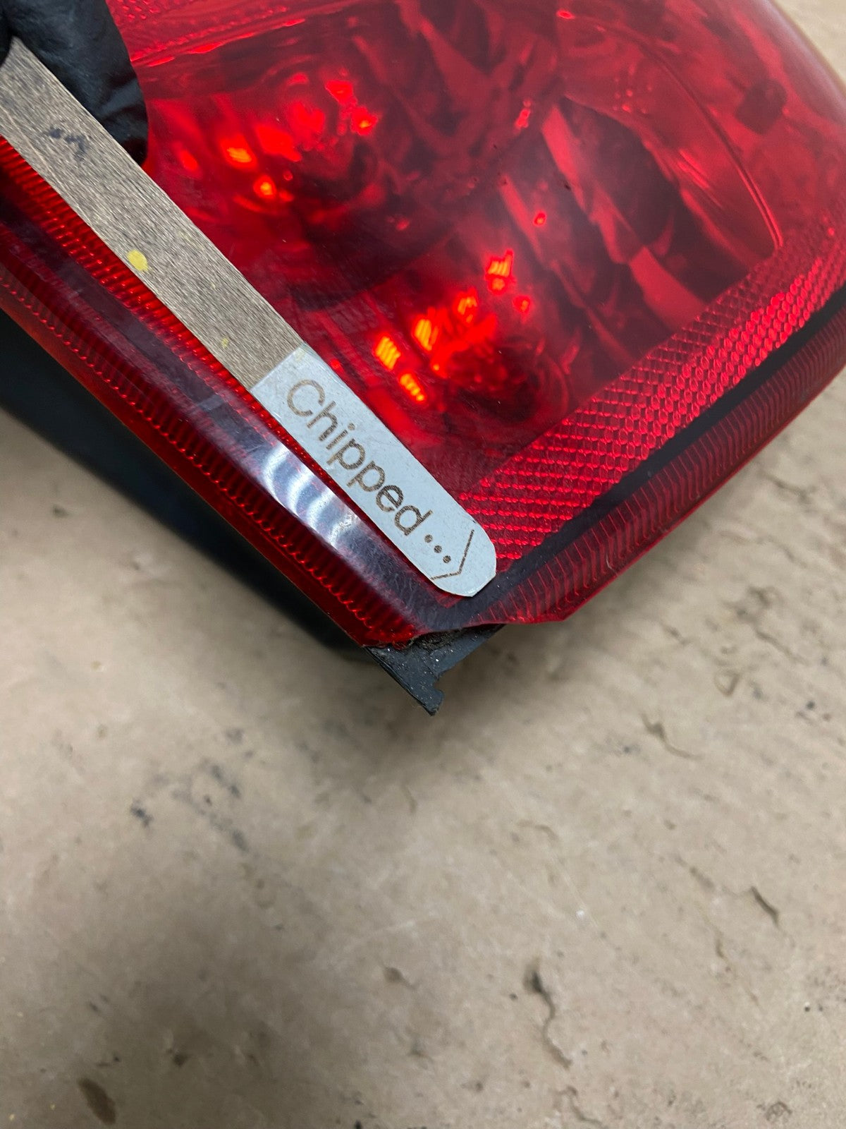 1999 to 2004 Oldsmobile Alero Left Driver LH Side Tail Light AI0973 LK4