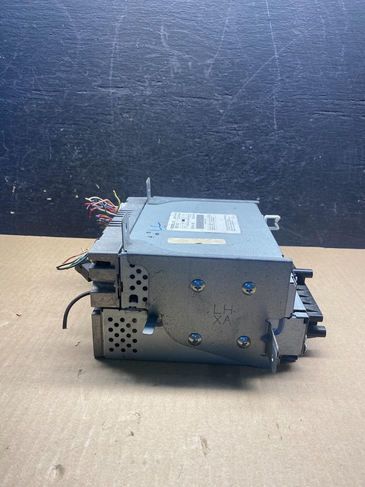 2008 to 2009 Subaru Tribeca CD Player Radio Receiver Control AG3796 DG2