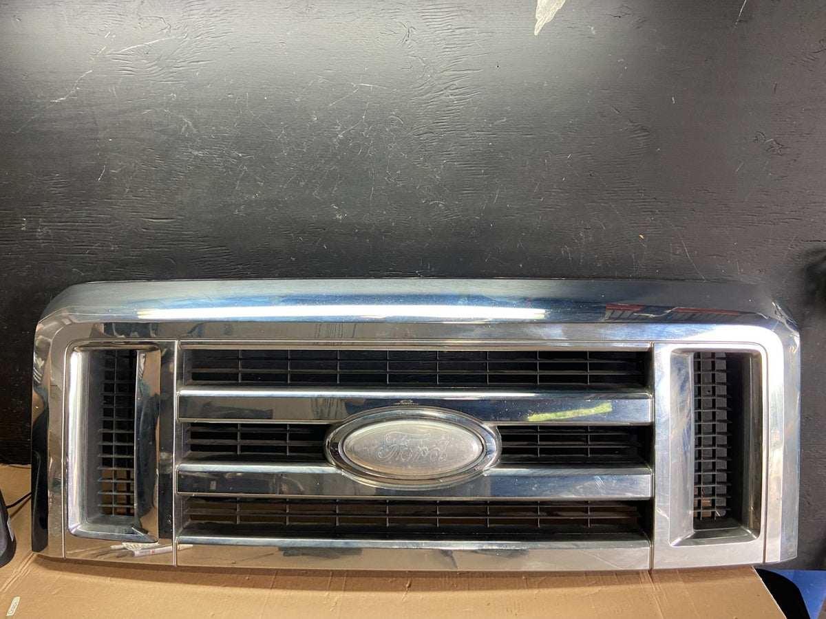 2008 to 2014 Ford Econoline E150 E250 Front Upper Chrome Grill Grille P3978 DG0
