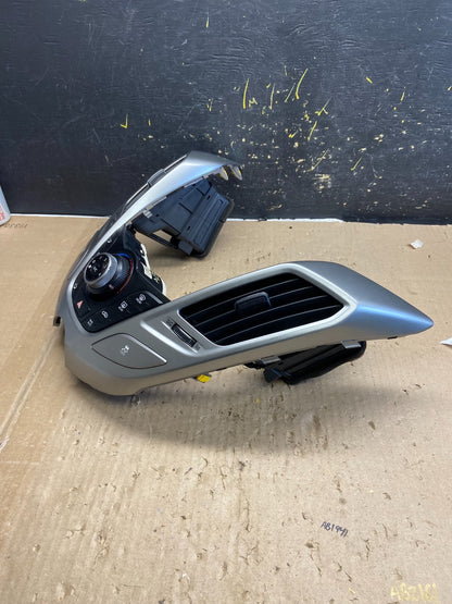 2012 - 2015 Hyundai Veloster Climate Control Panel Trim Air Vents ab5493 DG2