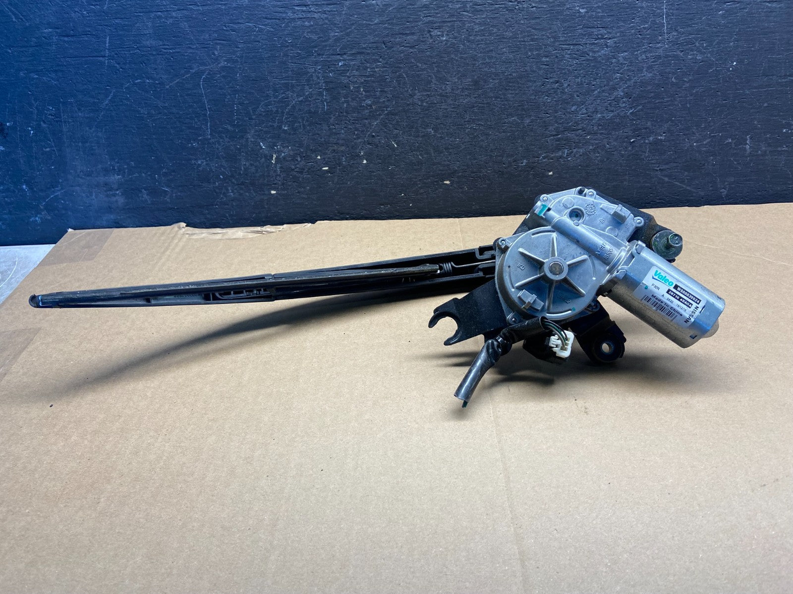 2017 to 2021 Nissan Rogue Rear Windshield Wiper Motor AF9018 DG5