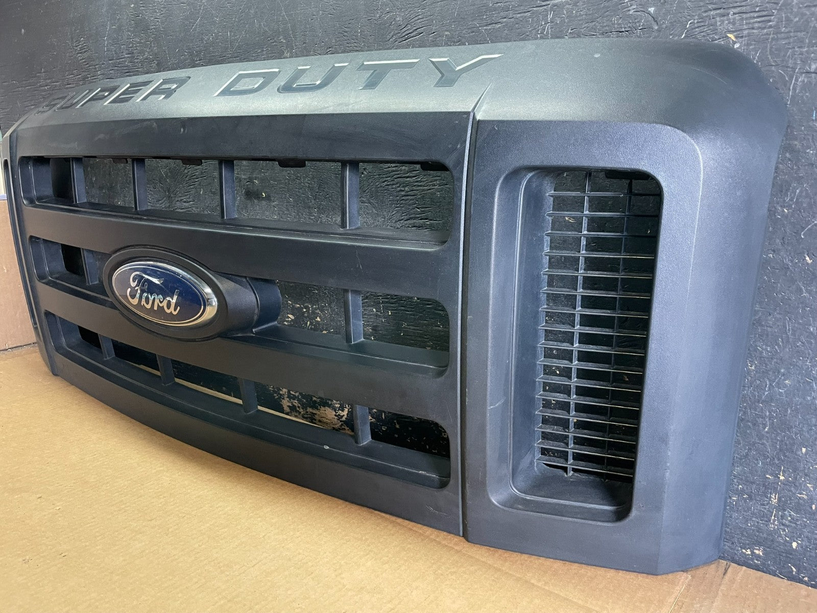 2008 2009 2010 Ford F250 F350 SD Front Upper Grill Grille OEM aa8978 DG1