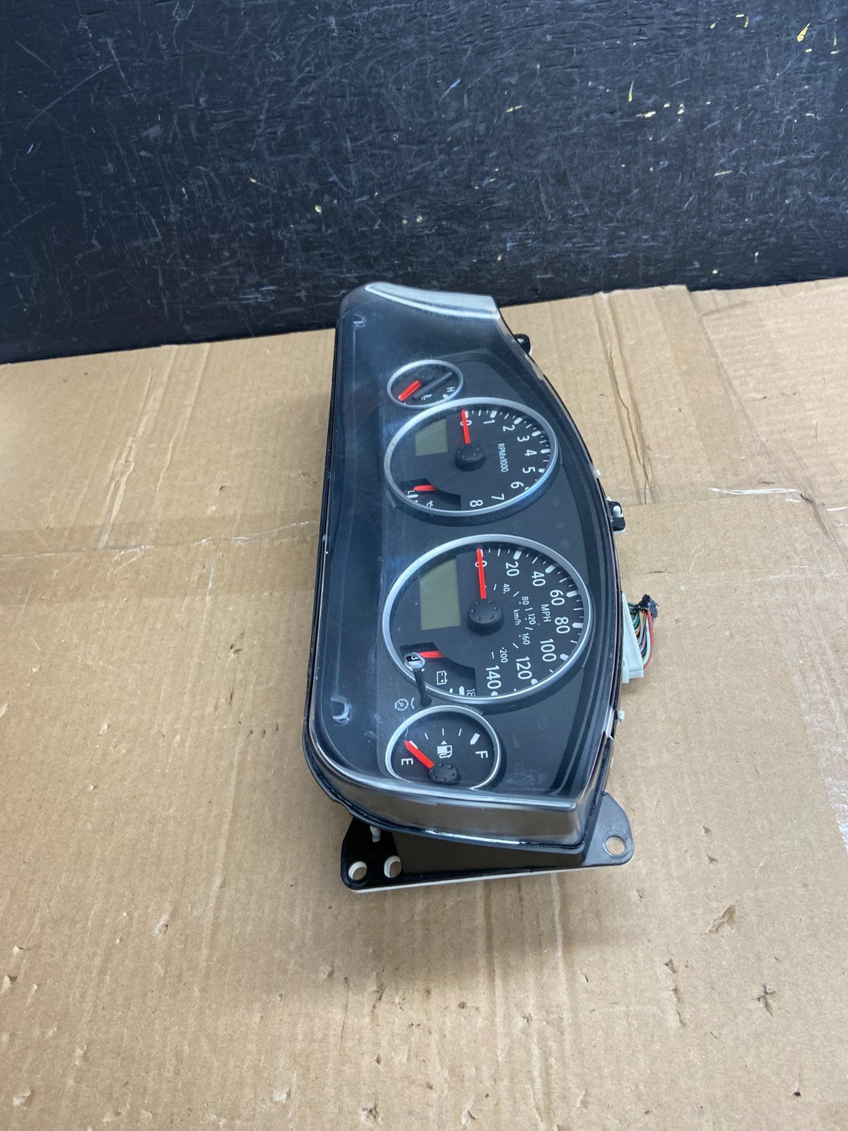 2005 Nissan Pathfinder Speedometer Cluster Gauge AF2798 DW2