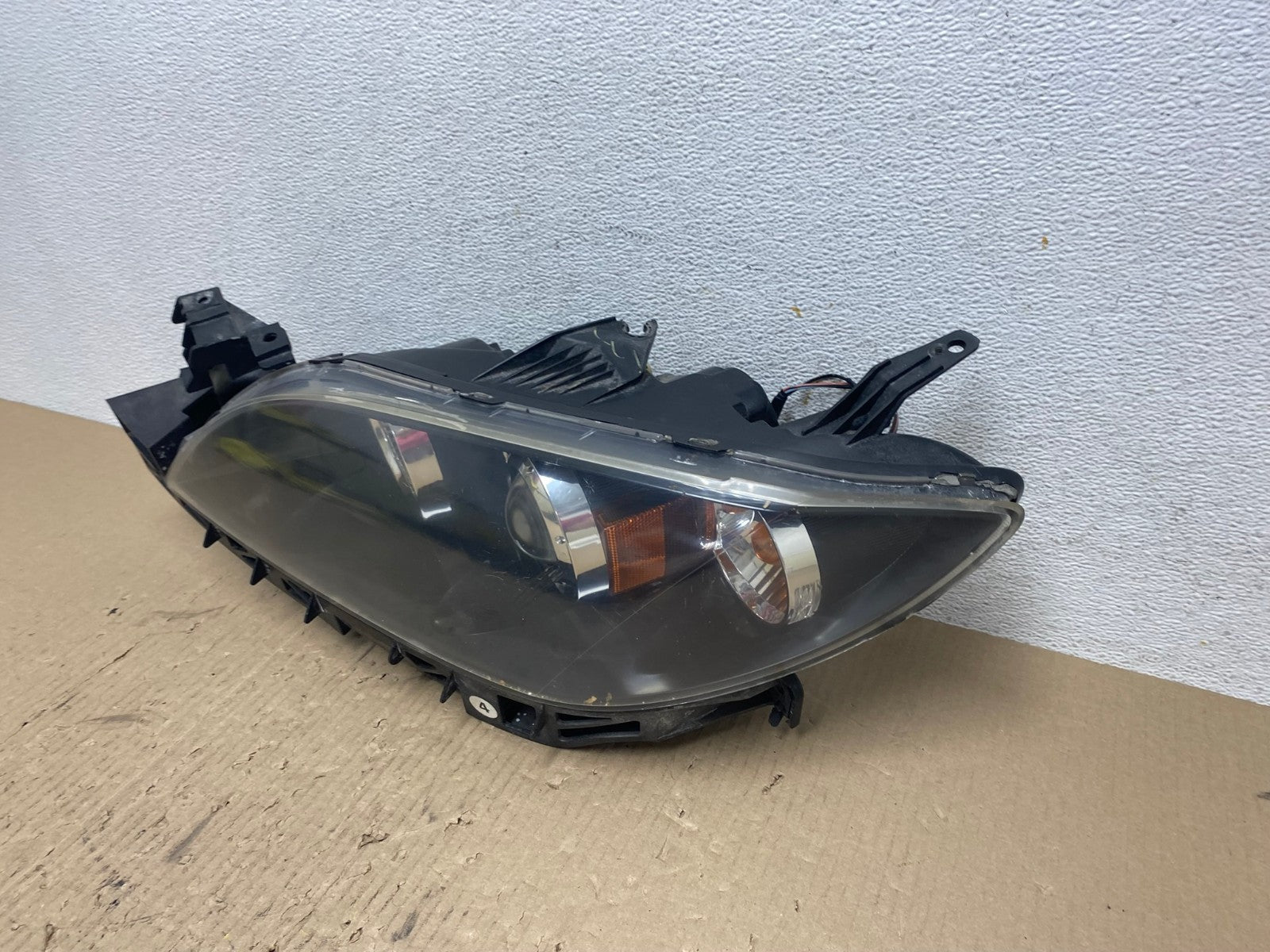 2004 to 2009 Mazda 3 Sedan Left Driver LH Side Halogen Headlight AE7118 LK1