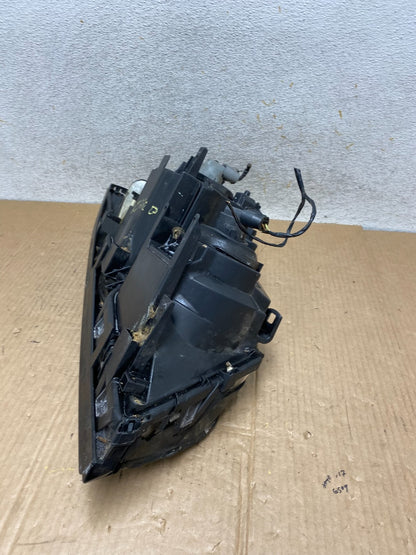 1999 - 2001 BMW E46 3-Series Left Driver LH Halogen Headlight AI6620 DW7