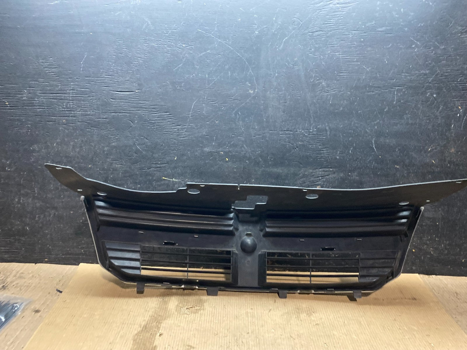 2008-2010 Dodge Grand Caravan Front Grill Grille 05113126aa X3533 DG11