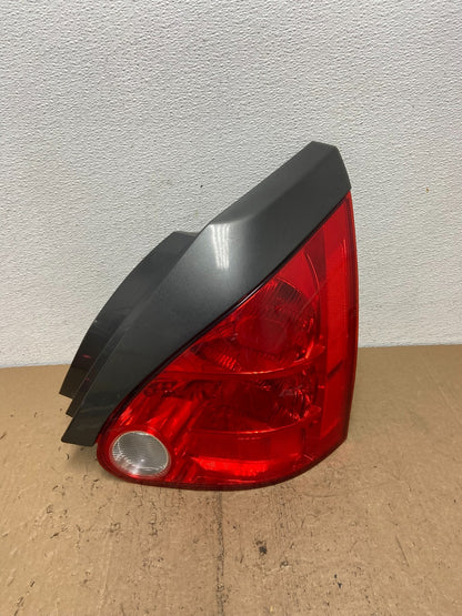 2004 2005 2006 2007 2008 Nissan Maxima Right Passenger Tail Light AC7342 DW0