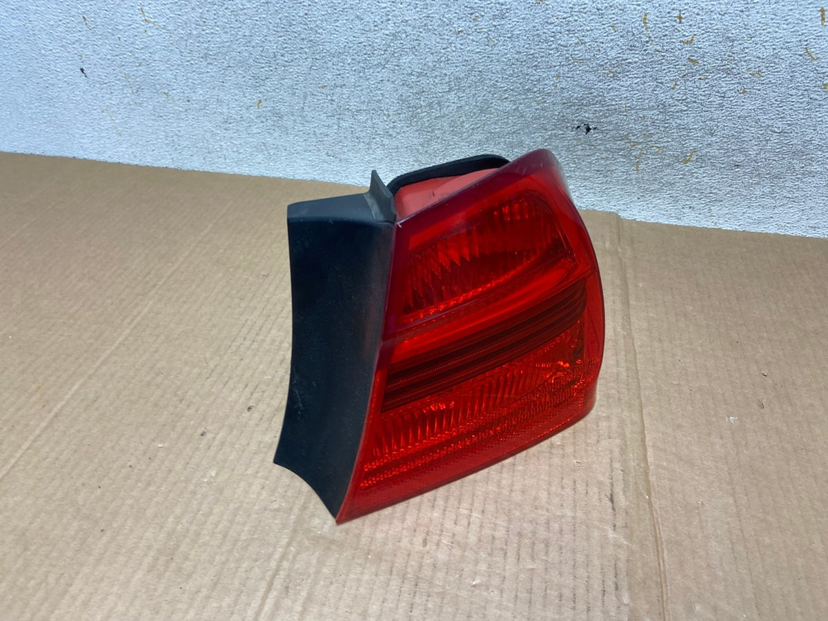 2006 2007 2008 Bmw 328i 3 Series Right Passenger Rh Side Tail Light AI5764 LK2