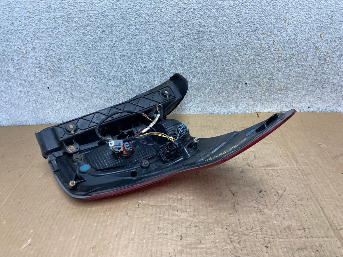 2011 2012 2013 2014 2015 Ford Explorer Left Driver LH Side Tail light AI8044 LK6