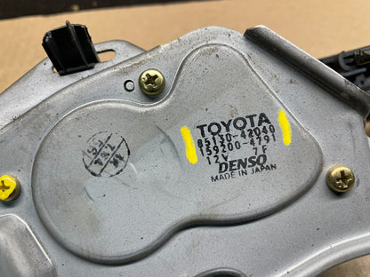 2001 to 2005 Toyota Rav4 Rear Wiper Windshield Motor OEM W1337  DG6