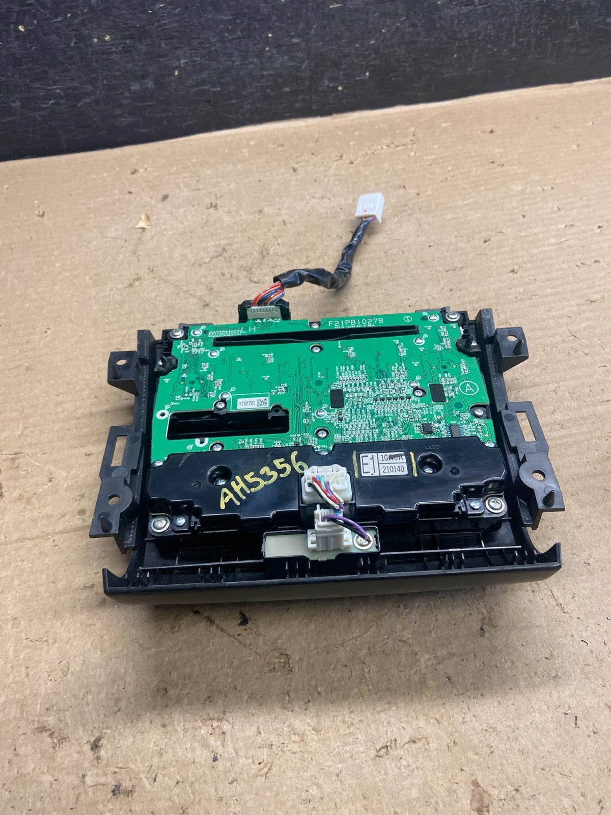2011 - 2014 Nissan Murano AM FM Radio CD Climate Control Panel AH5356 DG4