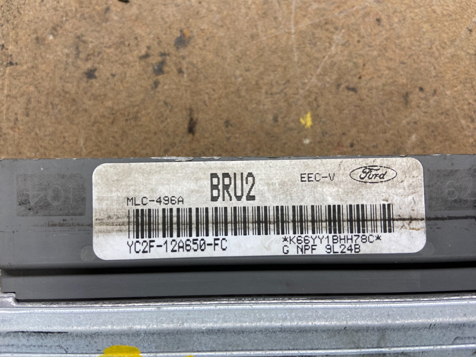 2000 Ford F-150 F 4.2L Engine Control Computer YC2F-12A650-FC M9164 DG2
