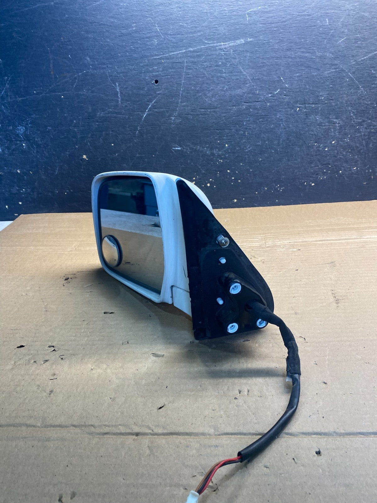 1997 to 1999 Toyota 4Runner Left Driver Side View Door Mirror AA313811