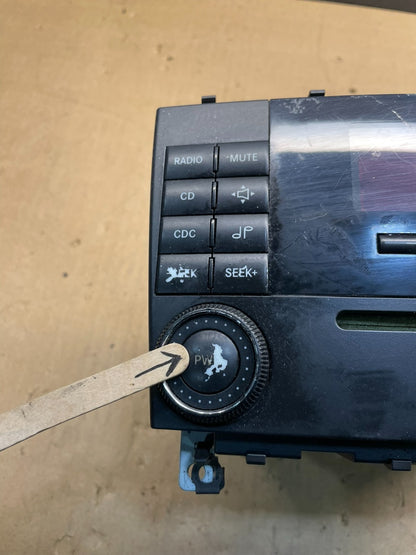 Damaged 2005-2009 Mercedes CLK320 CLK350 W209 Head Unit Radio Navi W4349 DG3