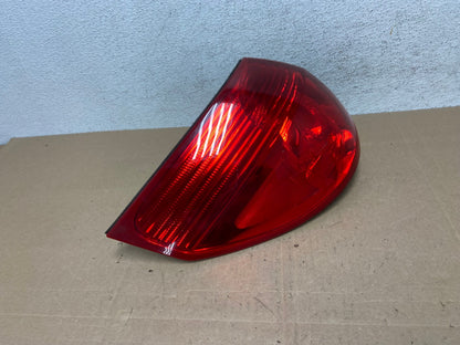 2006 to 2010 Toyota Sienna Left Driver LH Side Tail Light AE5031 LK2