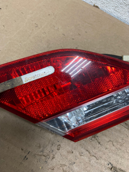 2005-2010 Toyota Avalon Left Driver LH Side Tail Light Inner AI1111 LK3