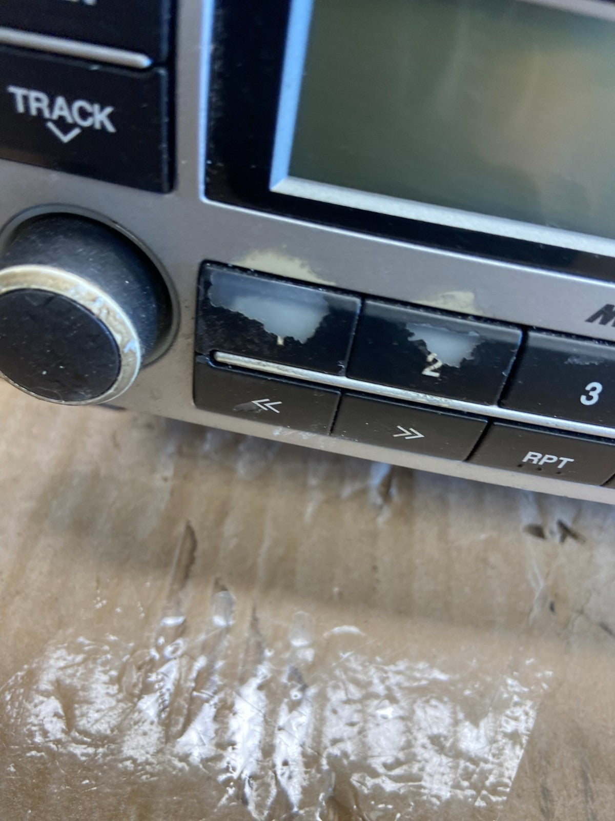 2007 2008 2009 Hyundai Santa Fe AM/FM Radio CD Player AE1699 DG2