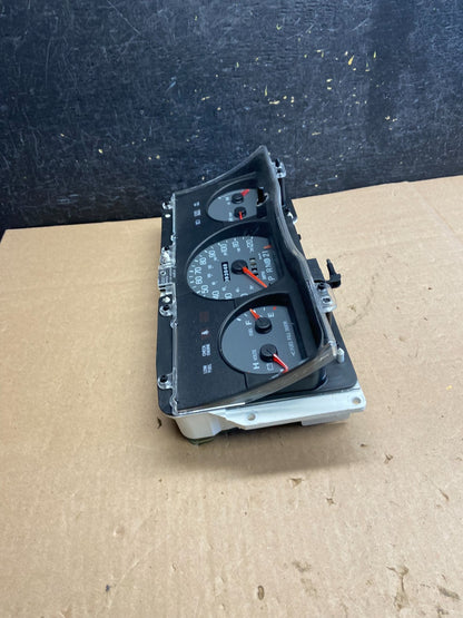 2009 to 2010 Mercury Marquis Speedometer Cluster Gauge ai3011 DG1