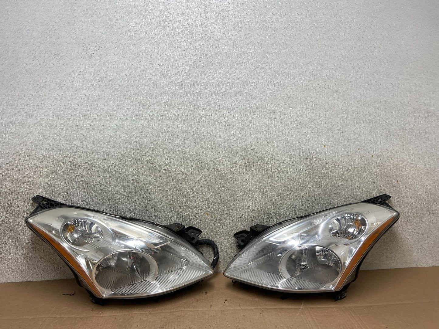Sedan 2010 2011 2012 Nissan Altima Headlights Halogen Left+Right Side Y2851 DW0