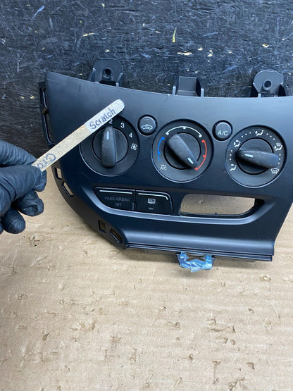 2013 2014 Ford Focus Ac Heater Climate Control Temperature ag8449 DG1