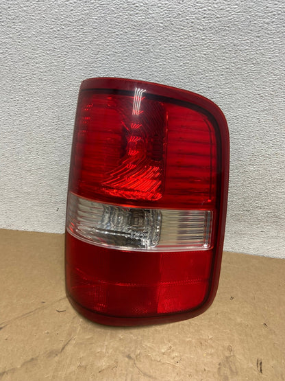 2004 to 2008 Ford F150 F-150 Right Passenger RH Side Tail Light AG0504 LK0
