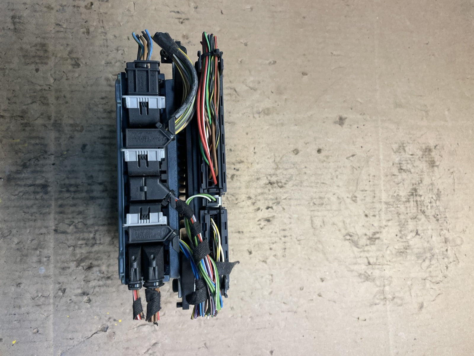 1997 2000 Mercedes C230 ECU ECM Engine Control Module Unit S8308 DG1