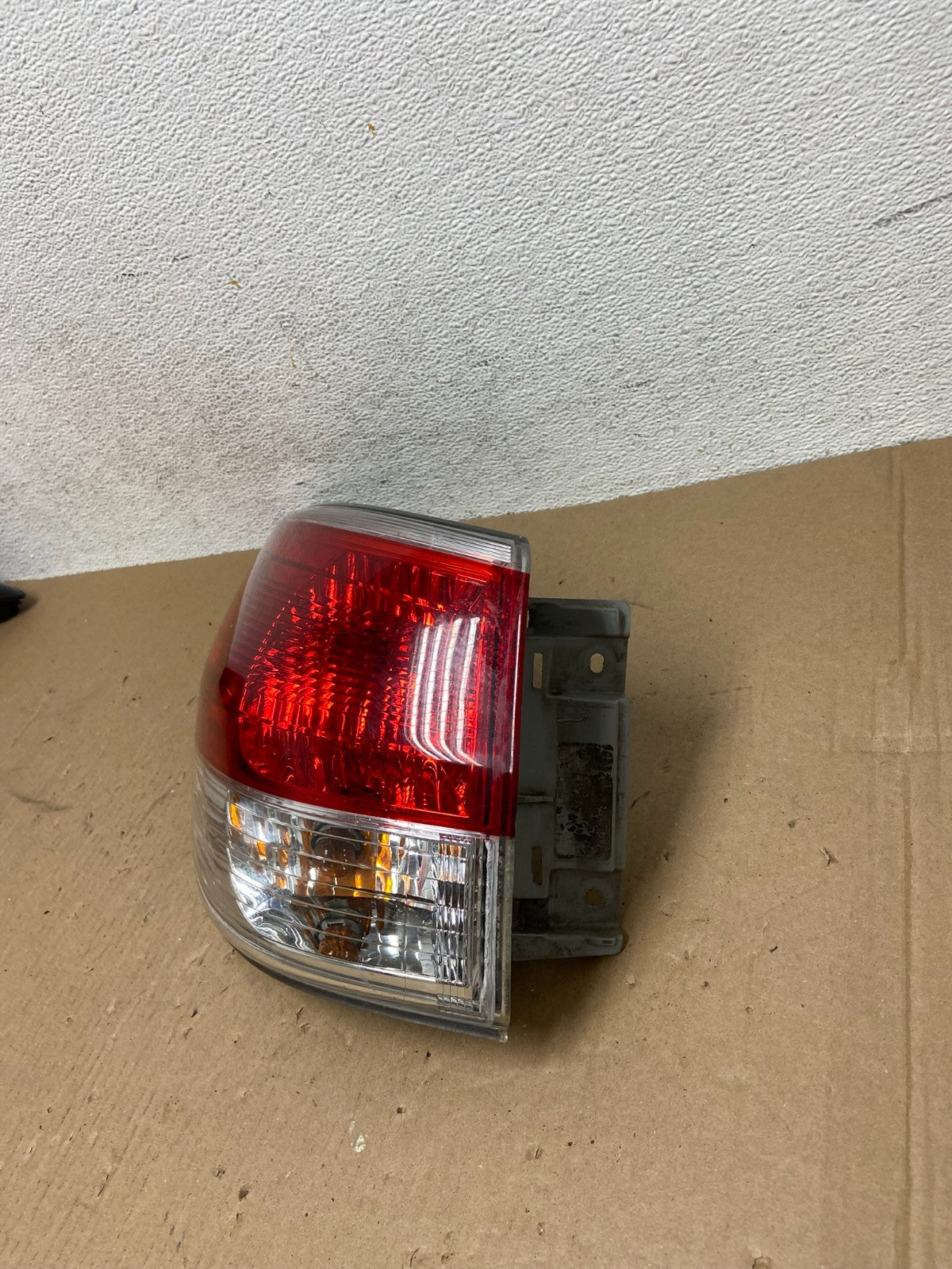 2013 to 2016 Nissan Pathfinder Left Driver Lh Side Tail light AD6493 DW1