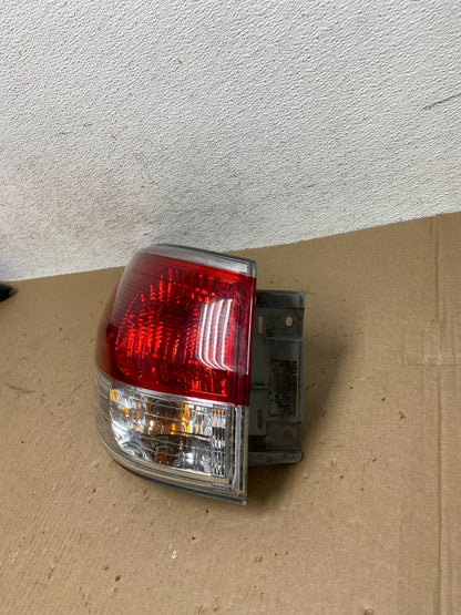 2013 to 2016 Nissan Pathfinder Left Driver Lh Side Tail light AD6493 DW1