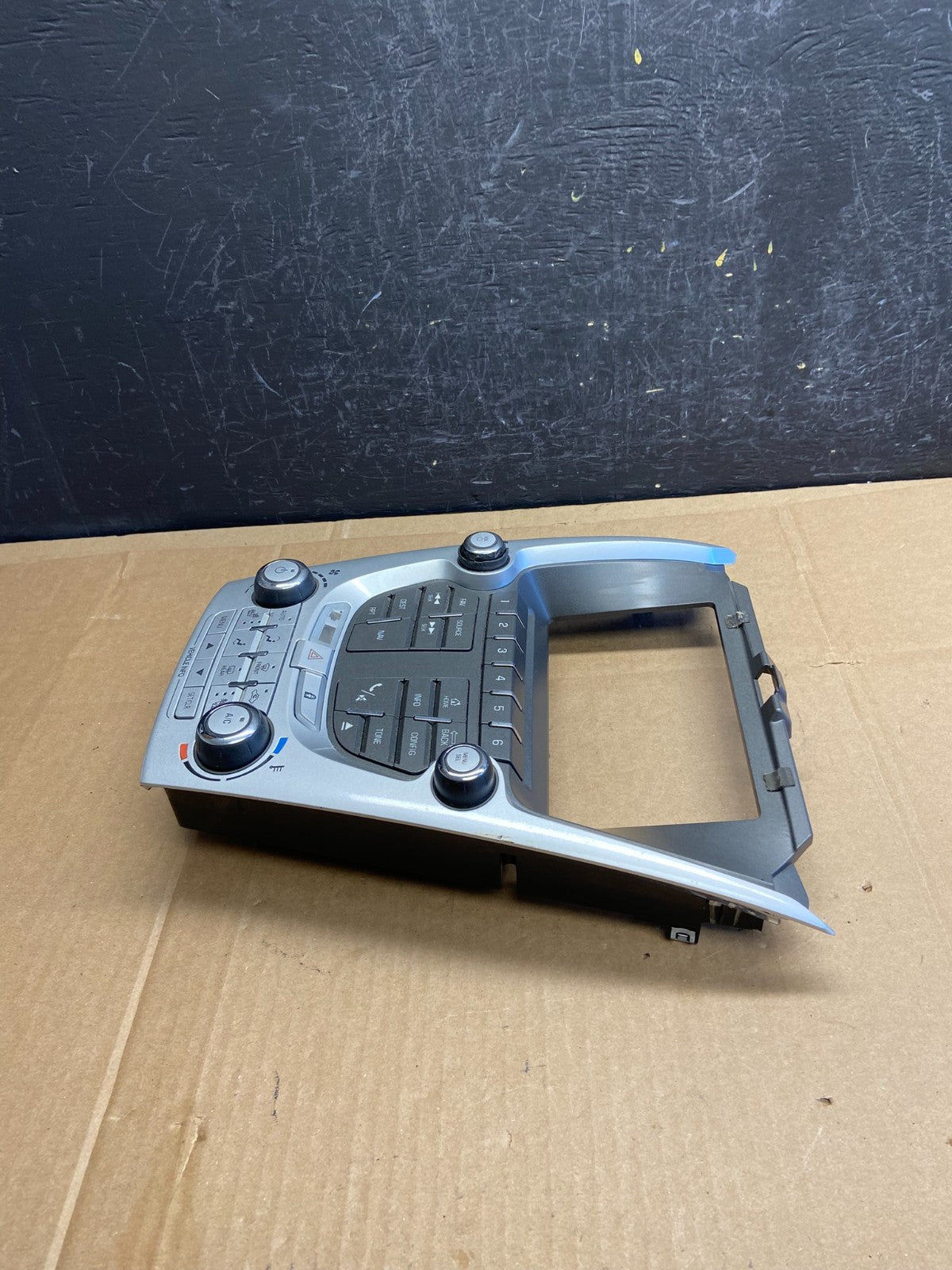 2012-2015 Chevy Equinox Terrain Radio Face Climate Control Panel Bezel AD2086 DG2
