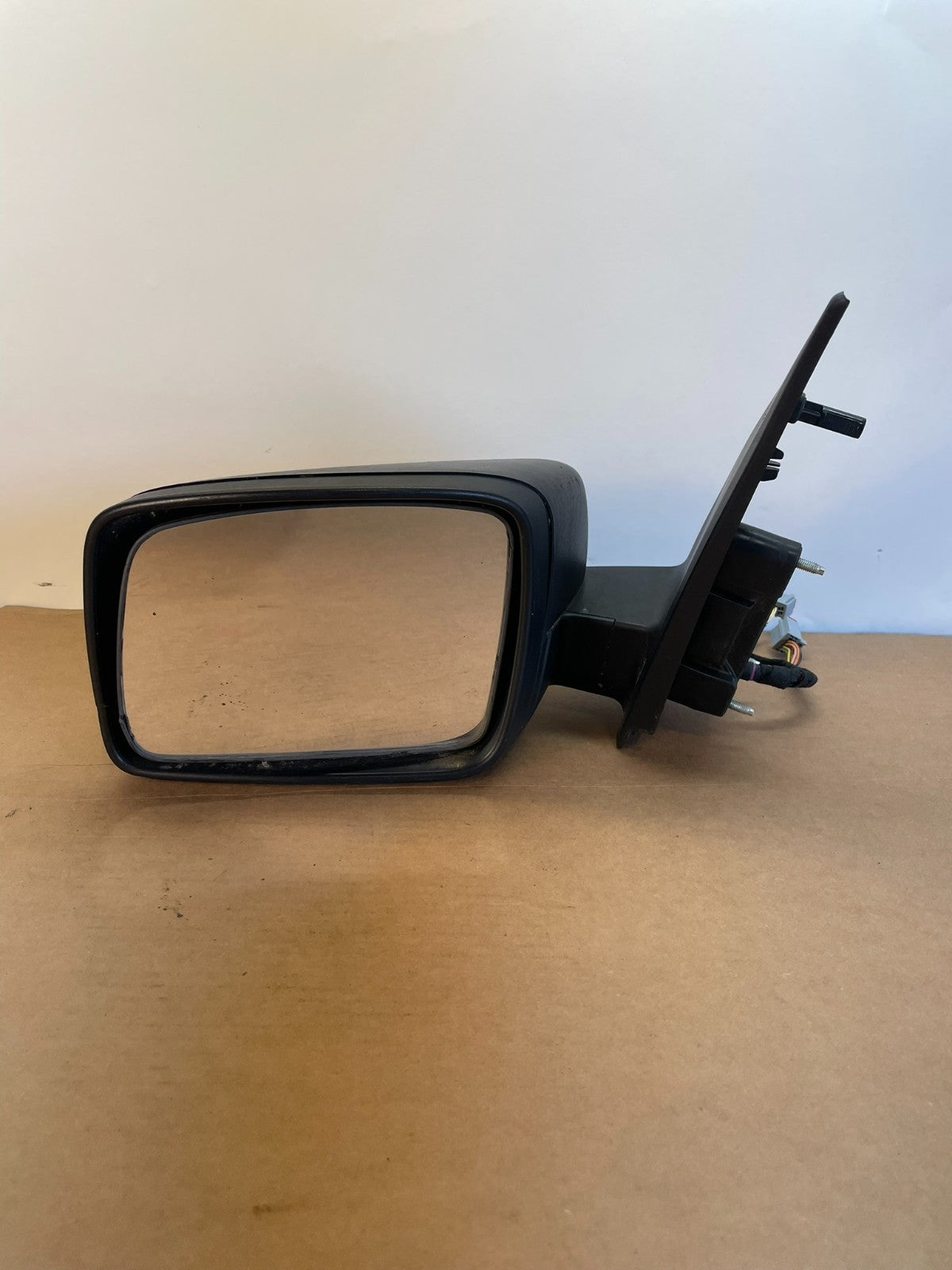 2008 to 2010 Land Rover LR2 Left Lh Side Door Power Mirror AF8848 DG9