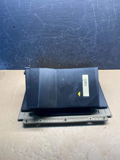 2004 to 2008 Ford F-150 Front Right Passenger Storage Glove Box AG1866 DG3