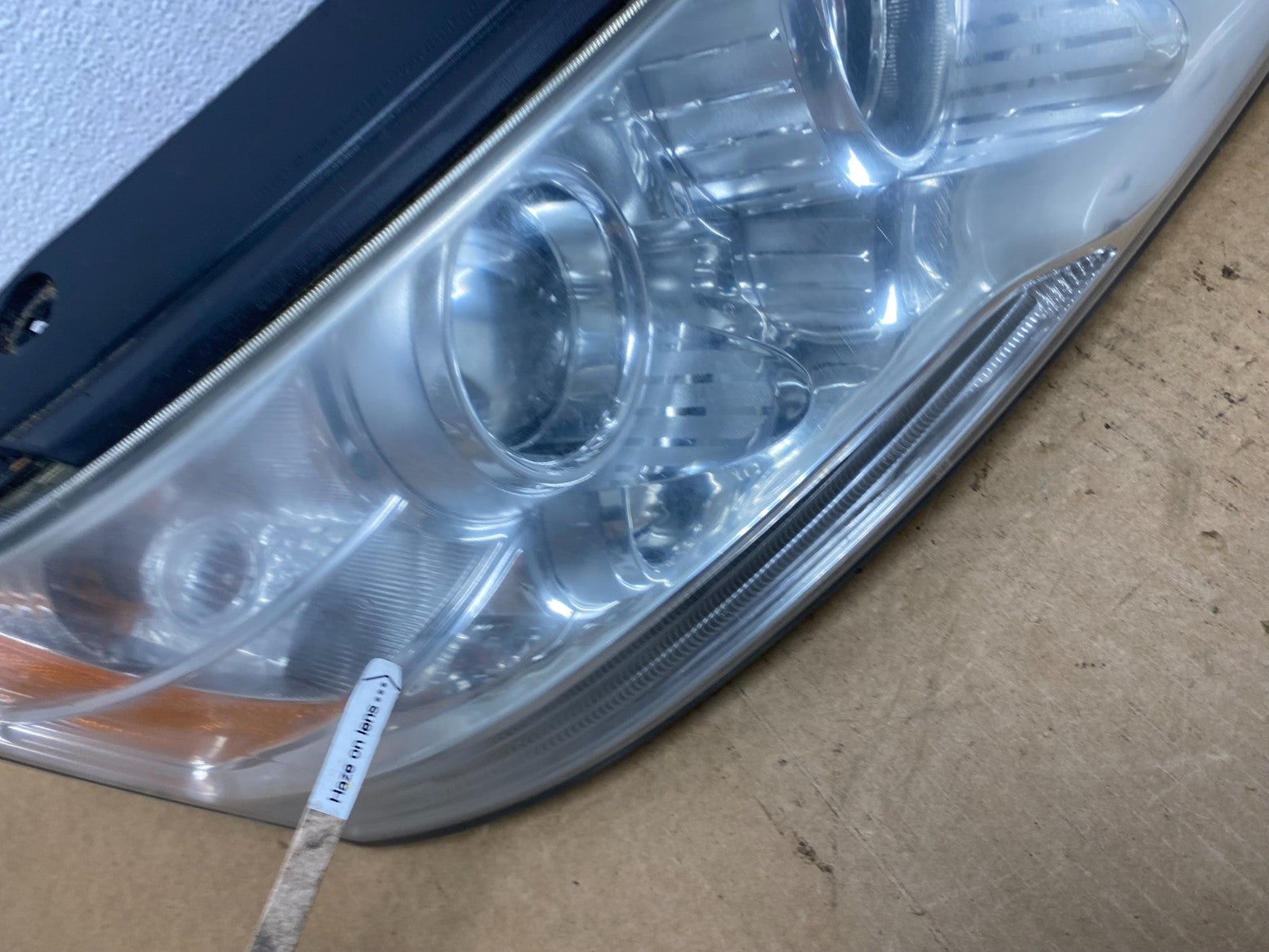 2009 to 2010 Hyundai Sonata Right Passenger RH Side Headlight Halogen AC1782 DW4