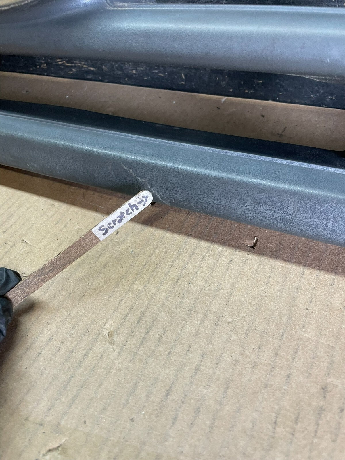 2003 to 2007 Ford Econoline E150 E250 E350 Front Grille Grille L9190 OEM DG8