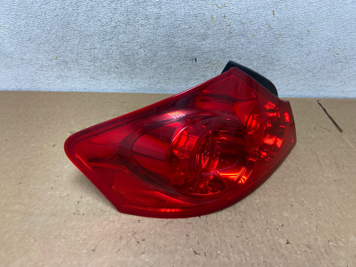 2007 to 2013 Infiniti G35 G37 Sedan Left Driver LH Side Tail Light AI3673 LK2