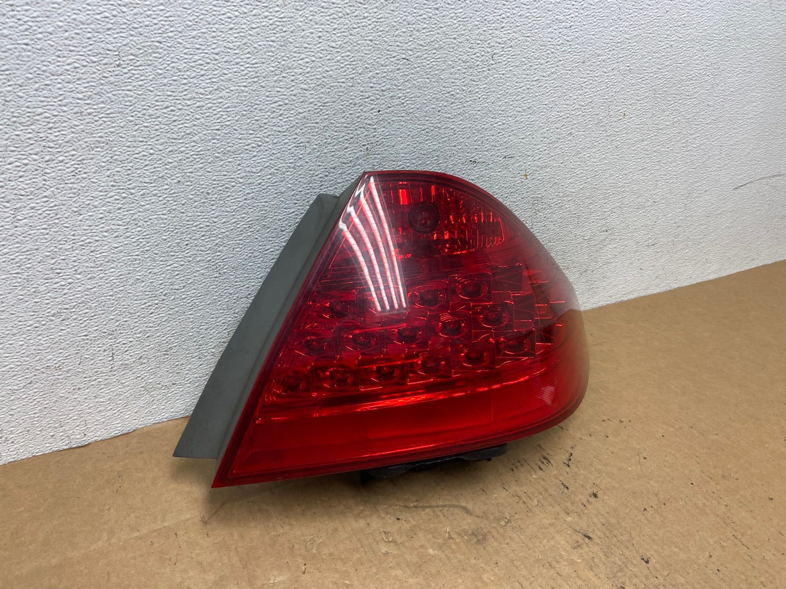2006 - 2007 Honda Accord Right Passenger Side Tail light AD4762 LK2