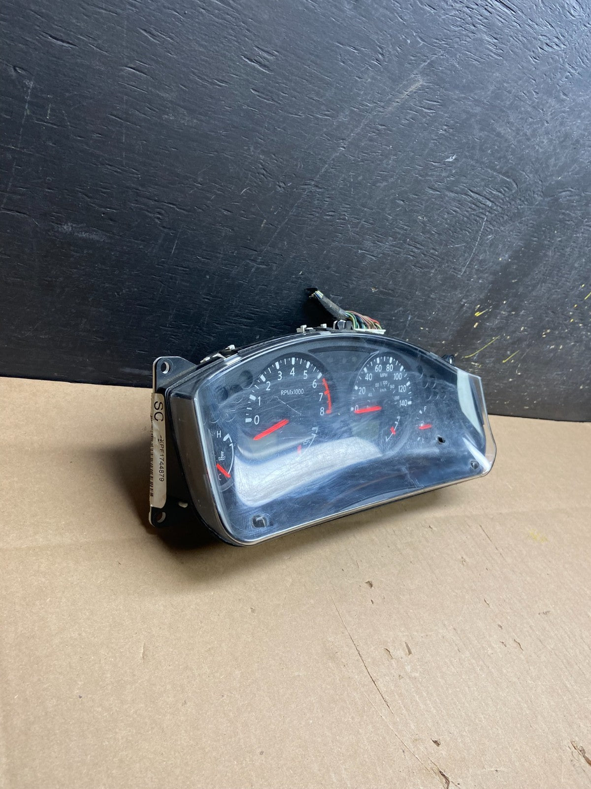 2005 to 2012 Nissan Xterra Frontier Pathfinder Speedometer Cluster Gauge T44531