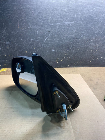 2001 to 2006 Toyota Sequoia Left Driver View Door Mirror OEM Z2529 MS4