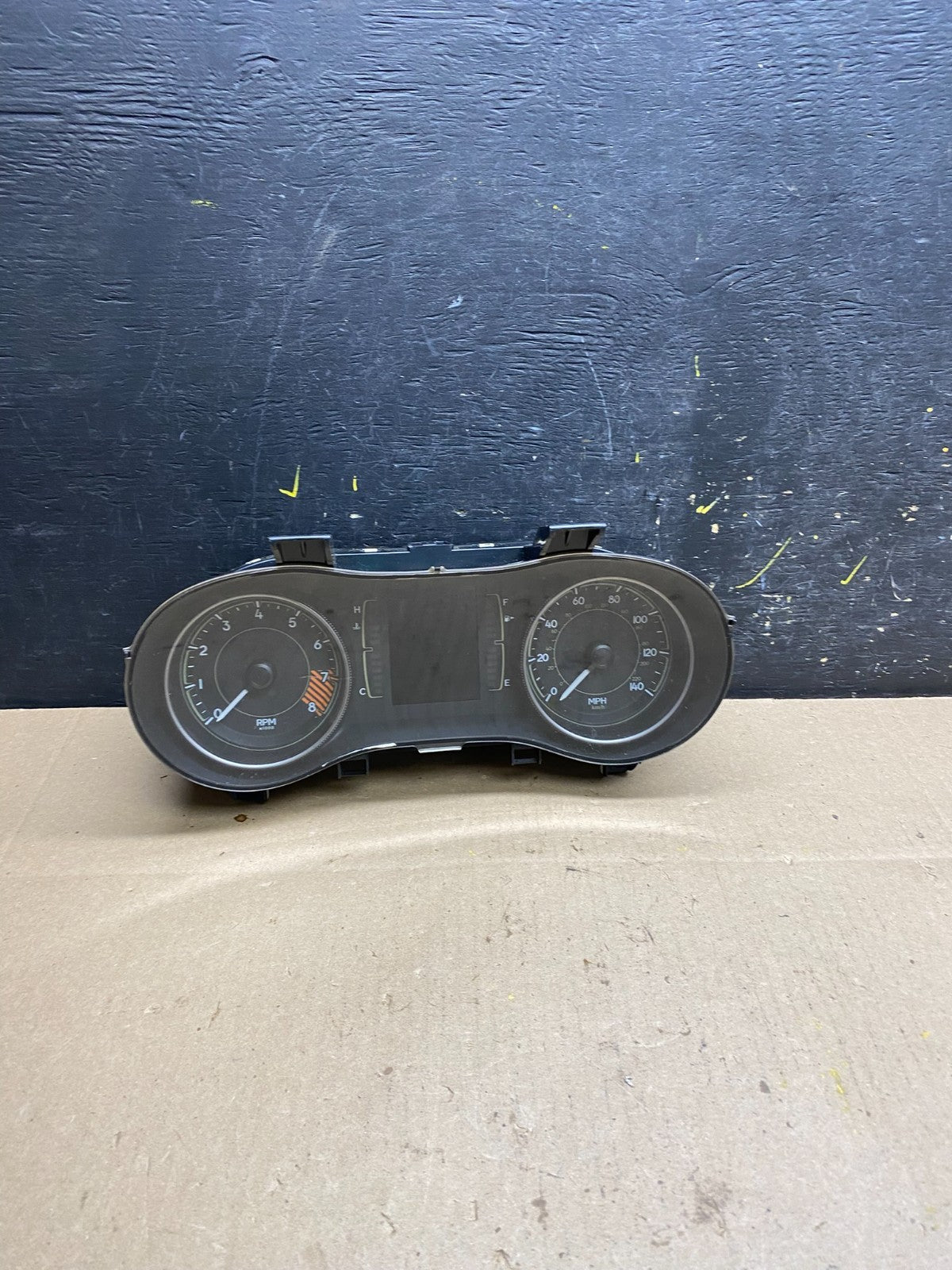 2014 Jeep Cherokee Speedometer Cluster Trim Bezel t9309 DG0