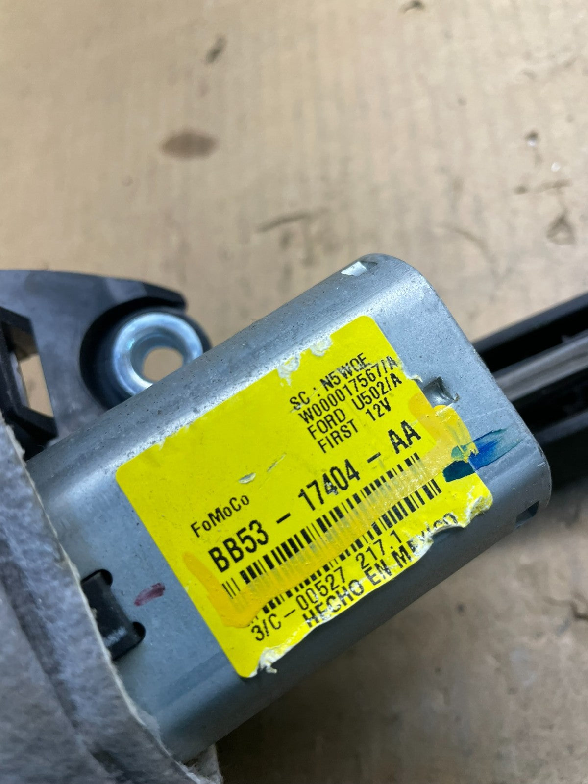 2011 to 2019 Ford Explorer Rear Windshield Wiper Motor OEM w4212 DG6