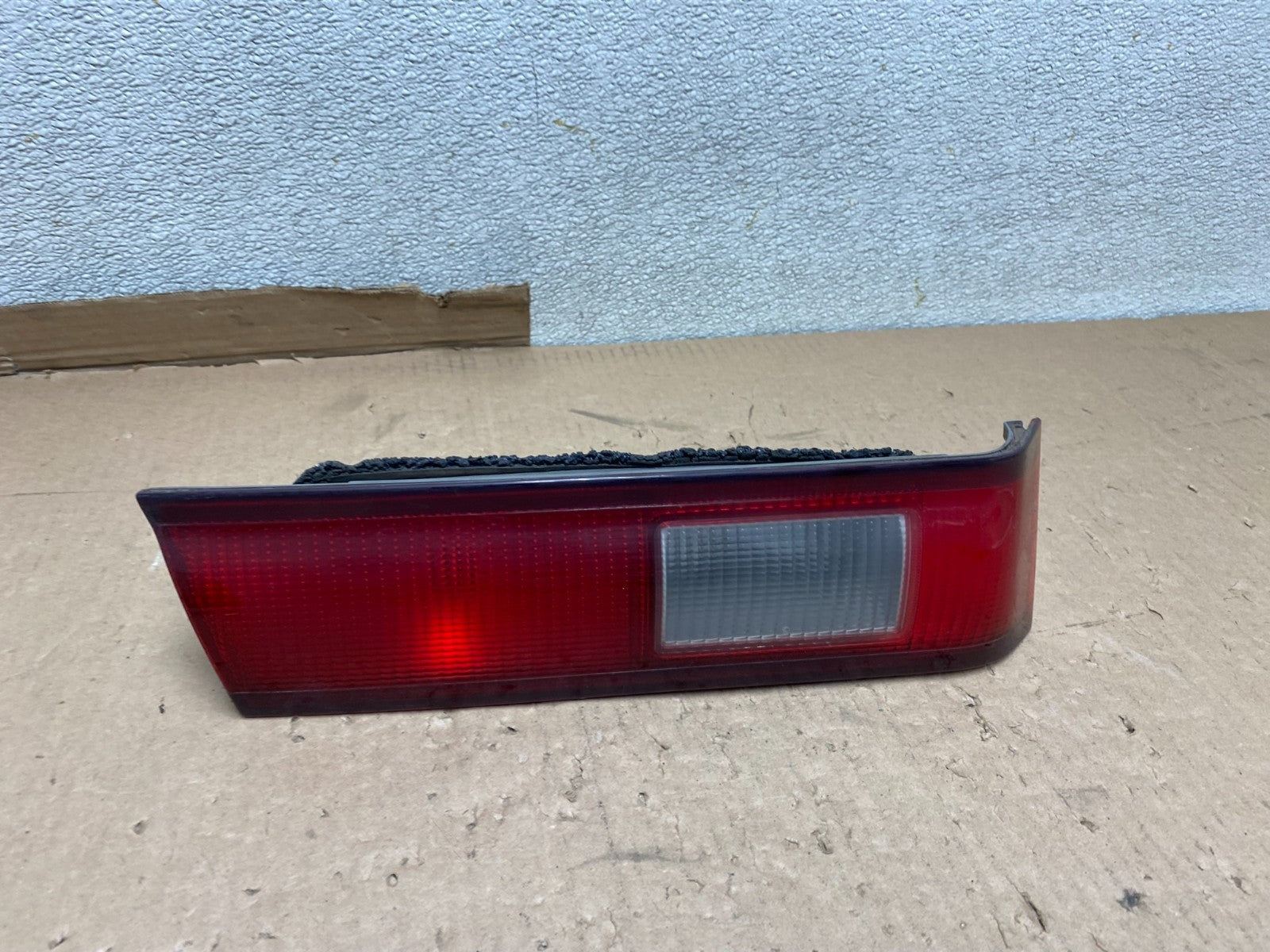 1997 1998 1999 Toyota Camry Tail Light Inner Left Driver LH Inner U8736 DW0