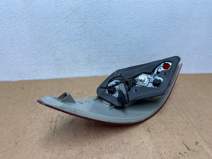 2006-2010 Mercedes W251 R-CLASS Right Passenger RH Side Tail Light AD0502 LK6