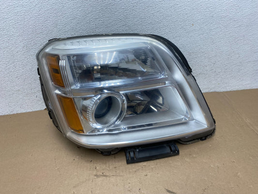 2010 to 2015 GMC Terrain Halogen Passenger Right Rh Side Headlight AG3424 DW0