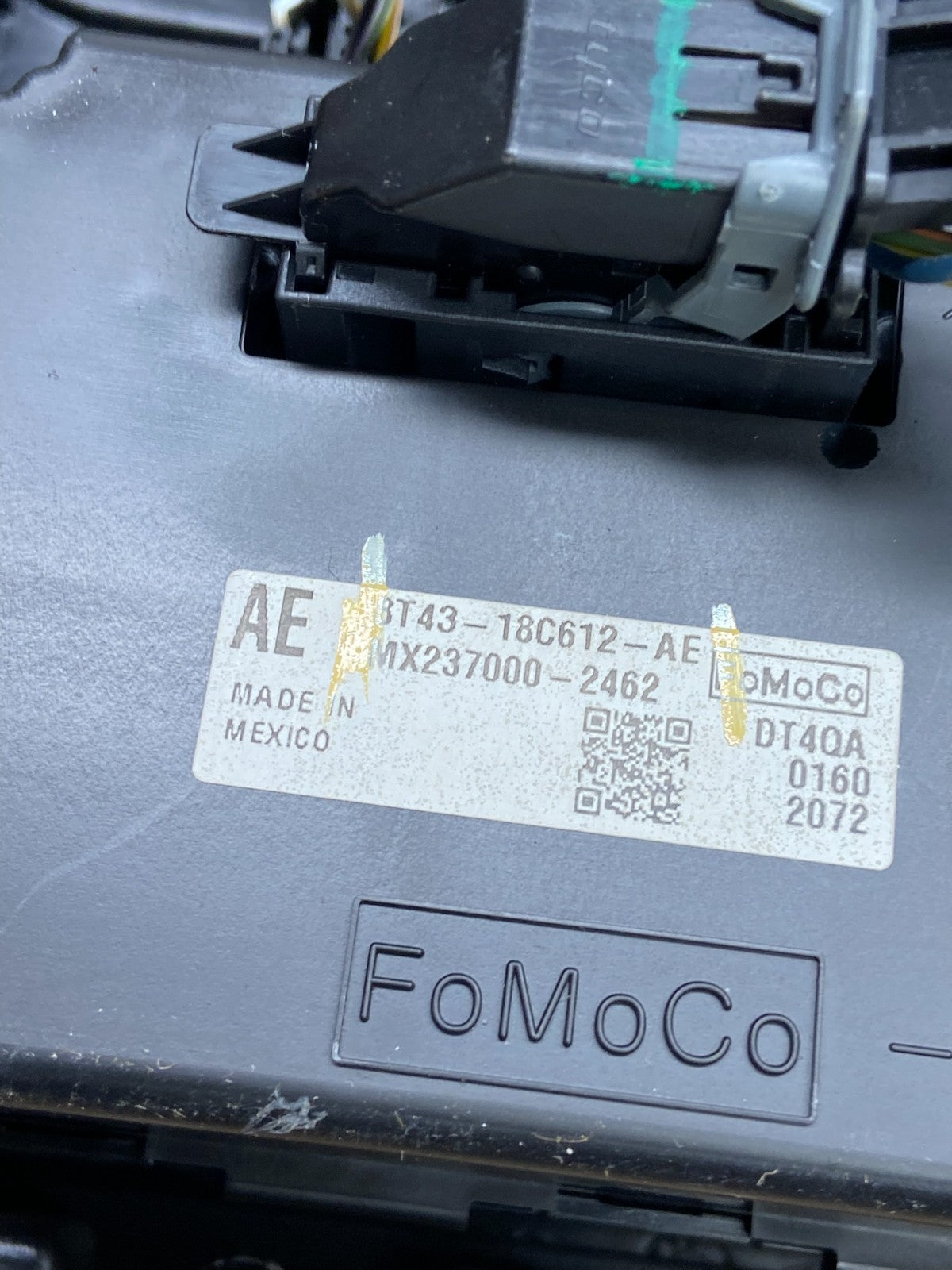 2007 - 2010 Ford Edge Heater Climate Control Radio Control Dash Bezel X6447 DG6