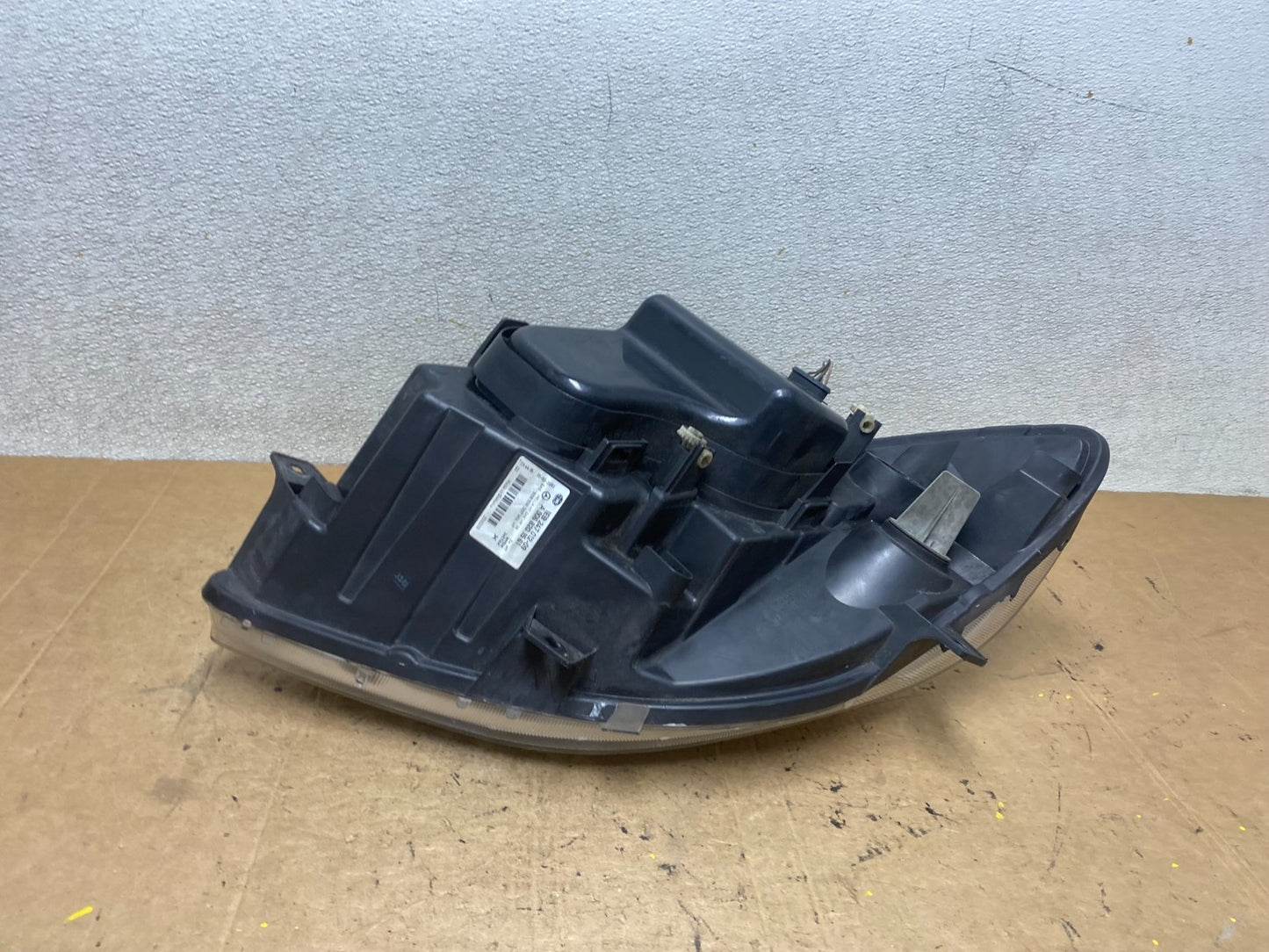 2007 to 2013 Mercedes Sprinter Headlight Left Driver Side Halogen T5205 DW5