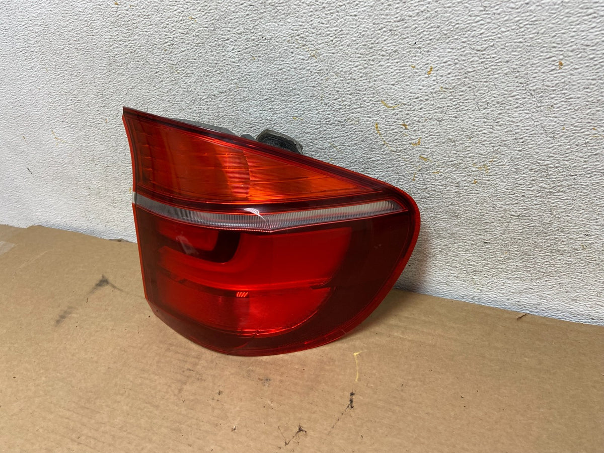 2011 2012 2013 Bmw X5 E70 Right Passenger Side Rh Tail Light AH4442 DW2