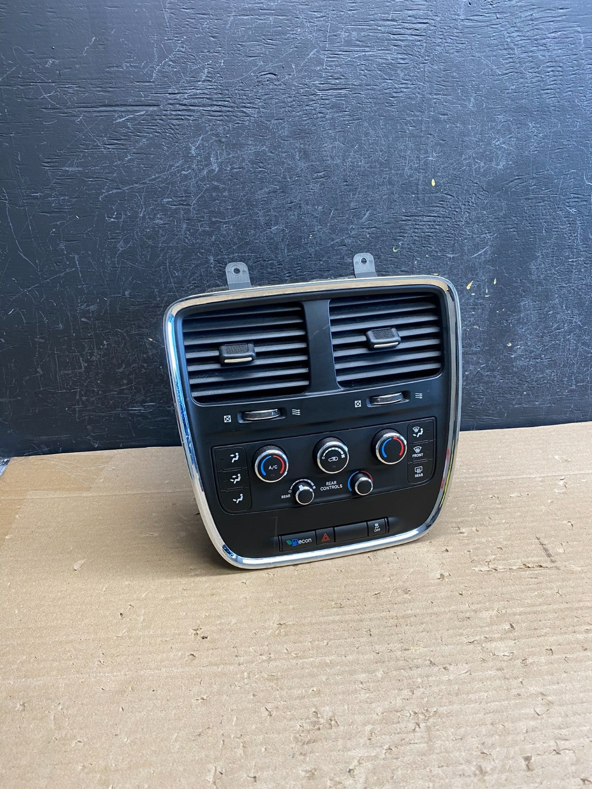 2011-2016 Dodge Grand Caravan Temperature Climate Control AC Heater AG6235 DG0